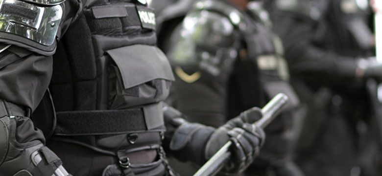 police-vests-with-protective-gear